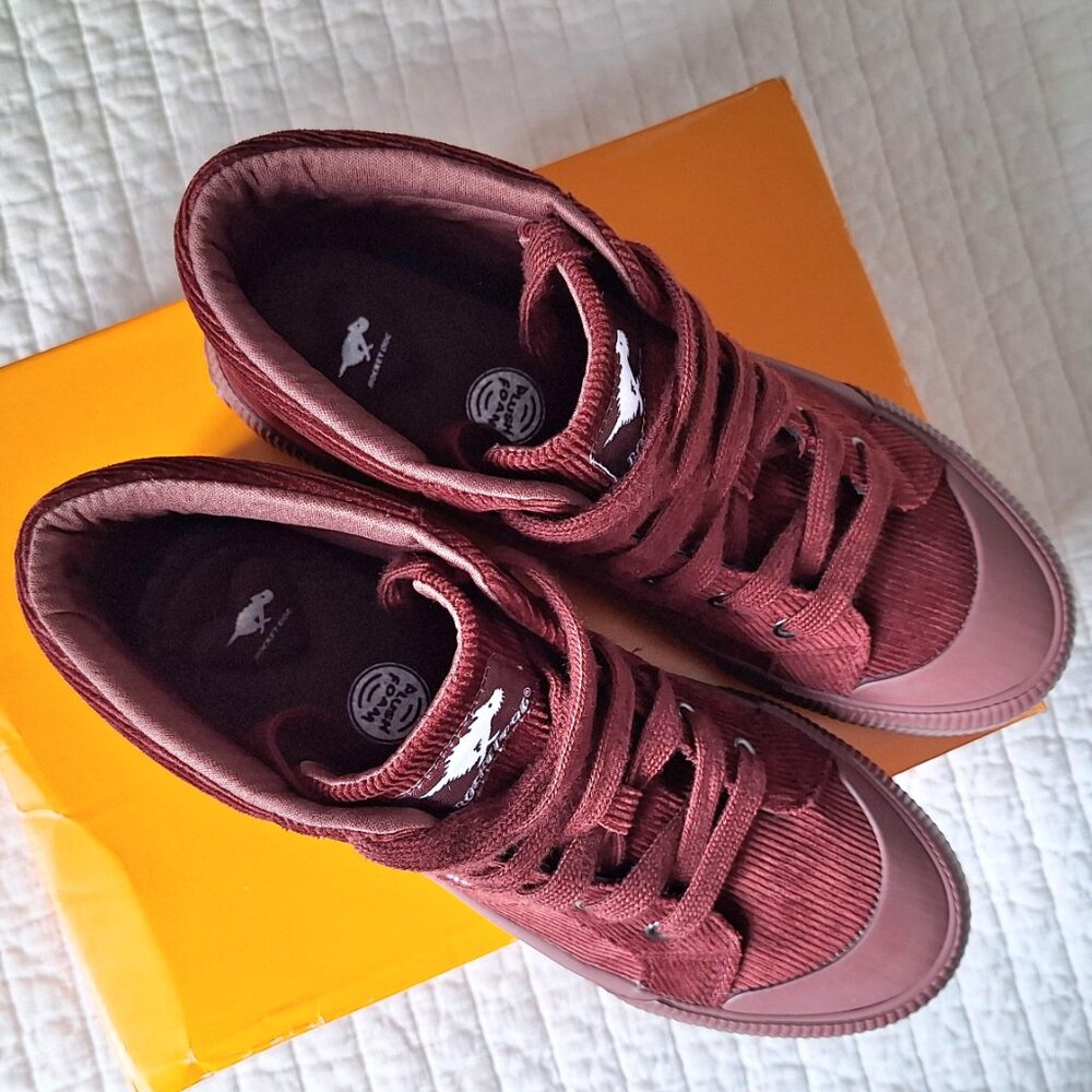 NEW Women's Size 9 Burgundy Corduroy high-top Rocket Dog Sneakers - Picture 2 of 8
